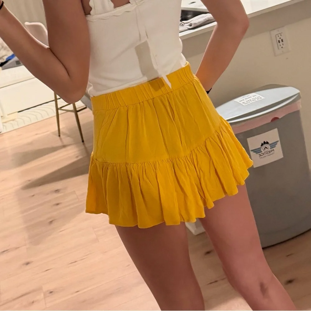 Yellow Ruffled Skirt - Picture 4 of 4